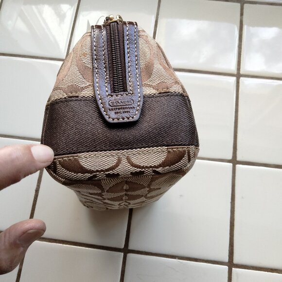 COACH Makeup Beauty Case Monogram 40026 BKHCH NOSWT - Picture 6 of 9